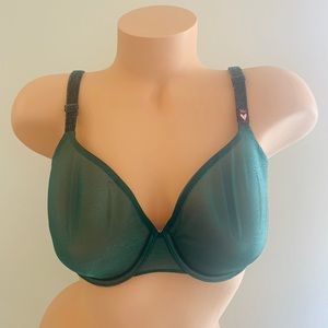 NWT VS 36C light green glitter bra
